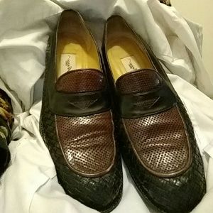 Mezlan weaved & embossed leather penny loafers
