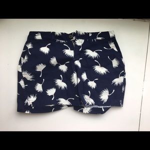 Dandelion Pattern shorts
