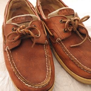 Sperry's Boat Shoe in Tan Bear