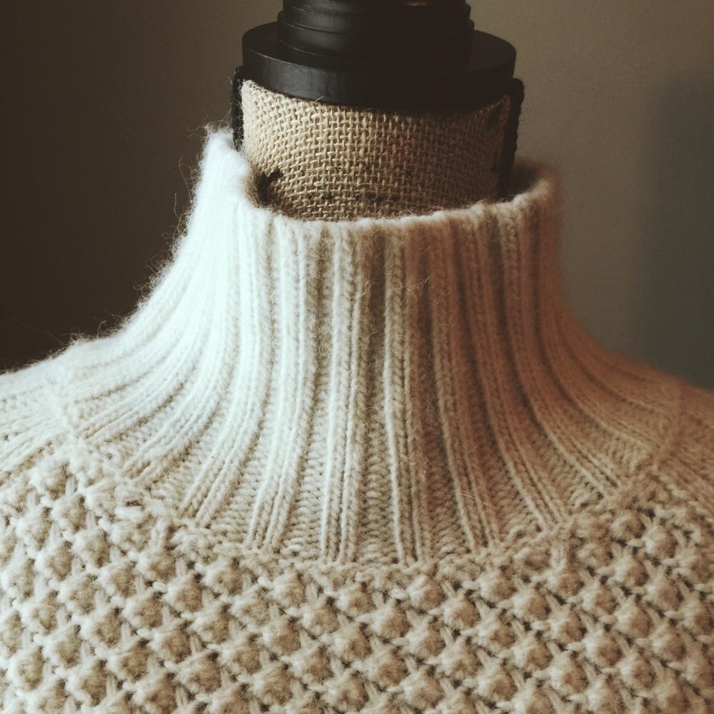 Banana republic turtleneck