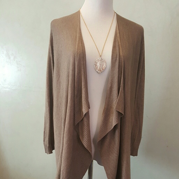 LOFT Sweaters - LOFT cover up sweater