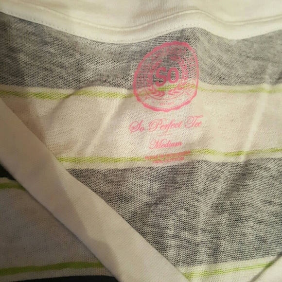 Striped V-neck Bundle - Picture 3 of 3