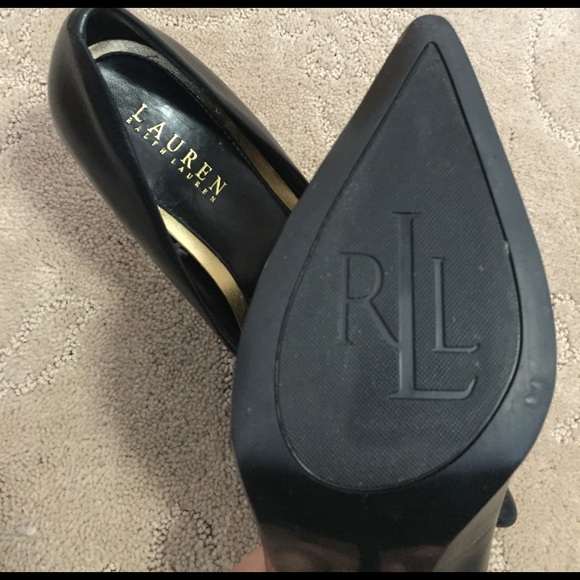 Elegant Ralph Lauren Heels - Size 8 - Picture 2 of 5