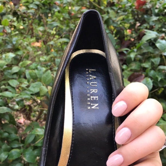 Elegant Ralph Lauren Heels - Size 8 - Picture 5 of 5