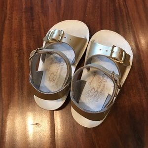 Adorable gold toddler Salt Water Sandals, size 4