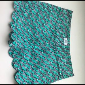 Zebra pattern scalloped shorts