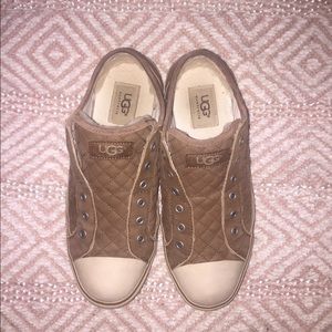 UGG Slip on sneakers