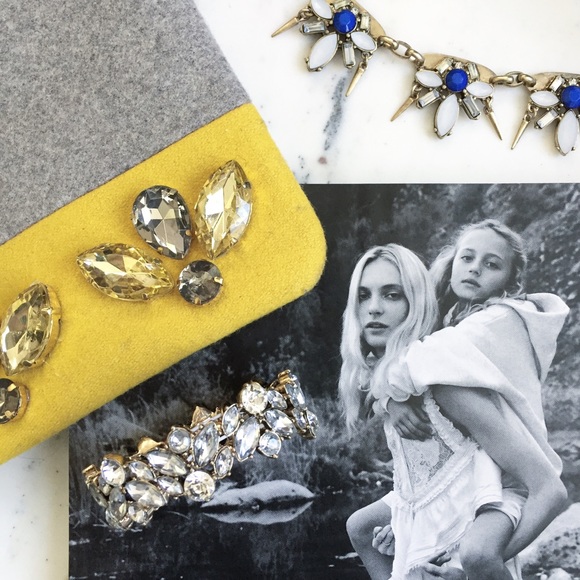 "Nora" Necklace || Clear Crystal & Gold Statement - Picture 6 of 7