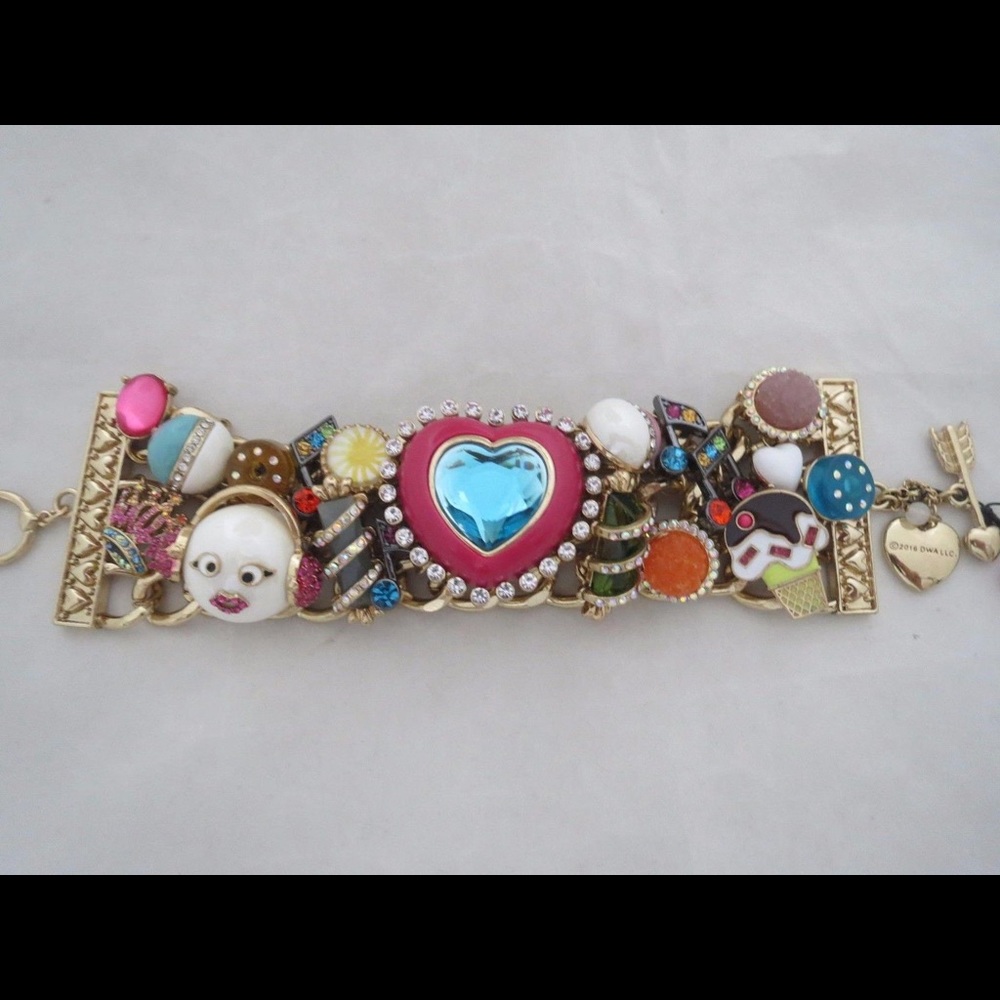 Betsey Johnson xox Troll Charm Bracelet