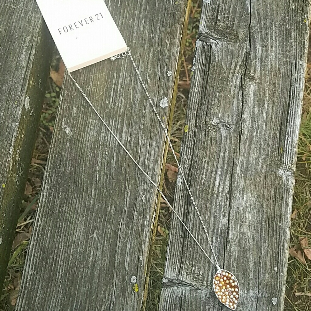 Silver leaf necklace