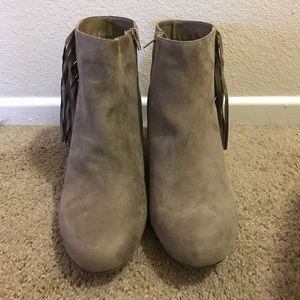 Torrid Taupe Grey Fringe Wedge Boot - Size 10.5