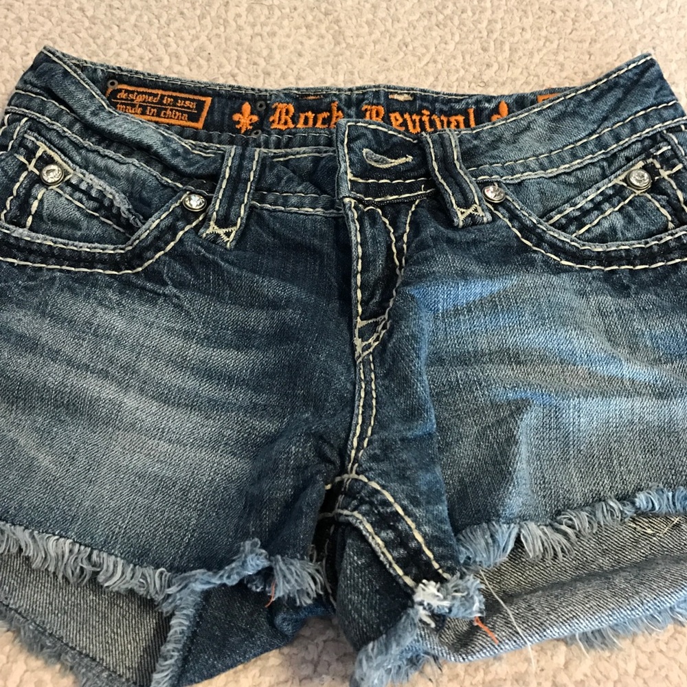 Rock Revival Scarlett Frayed shorts