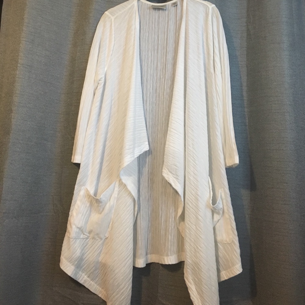 Avenue white cardigan