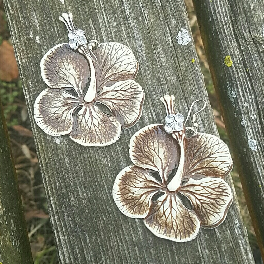 Handmade Hibiscus earrings