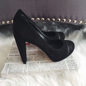 Black Suede Cole Haan Heels Pumps | size 7 🌟