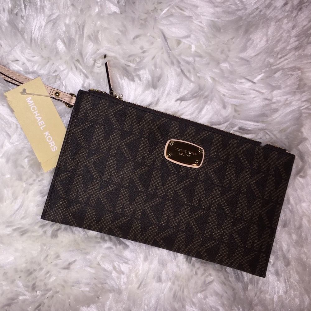 MK™ Signature Wristlet/Clutch
