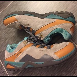 Merrel select grip hiking shoes.