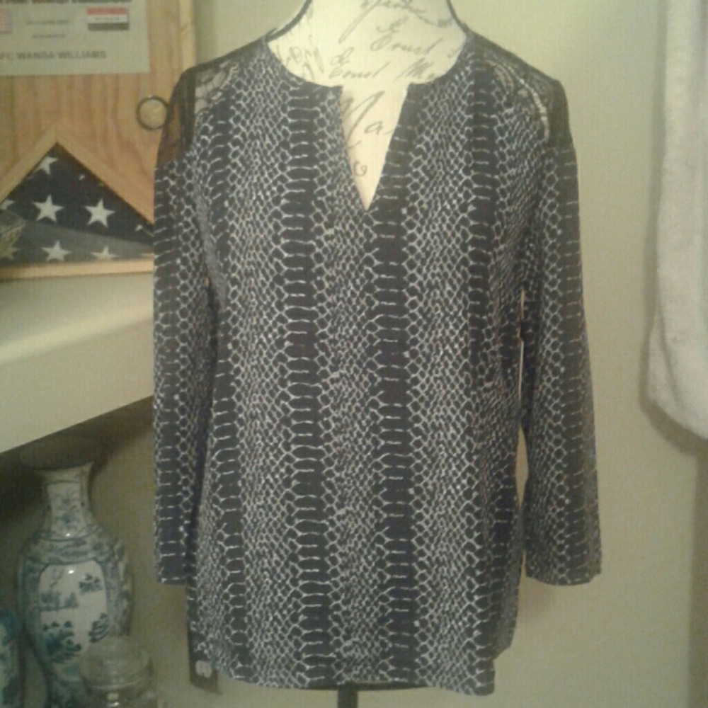 Dex Beautiful Blouse