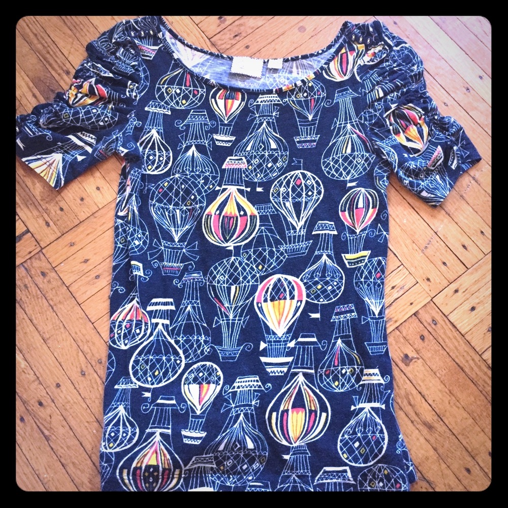 Vintage vibe hot air ballon tee