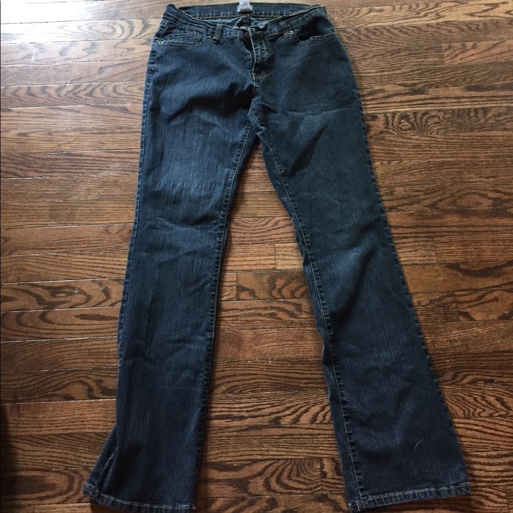 Dots 7/8 jeans with stitch design on back pockets