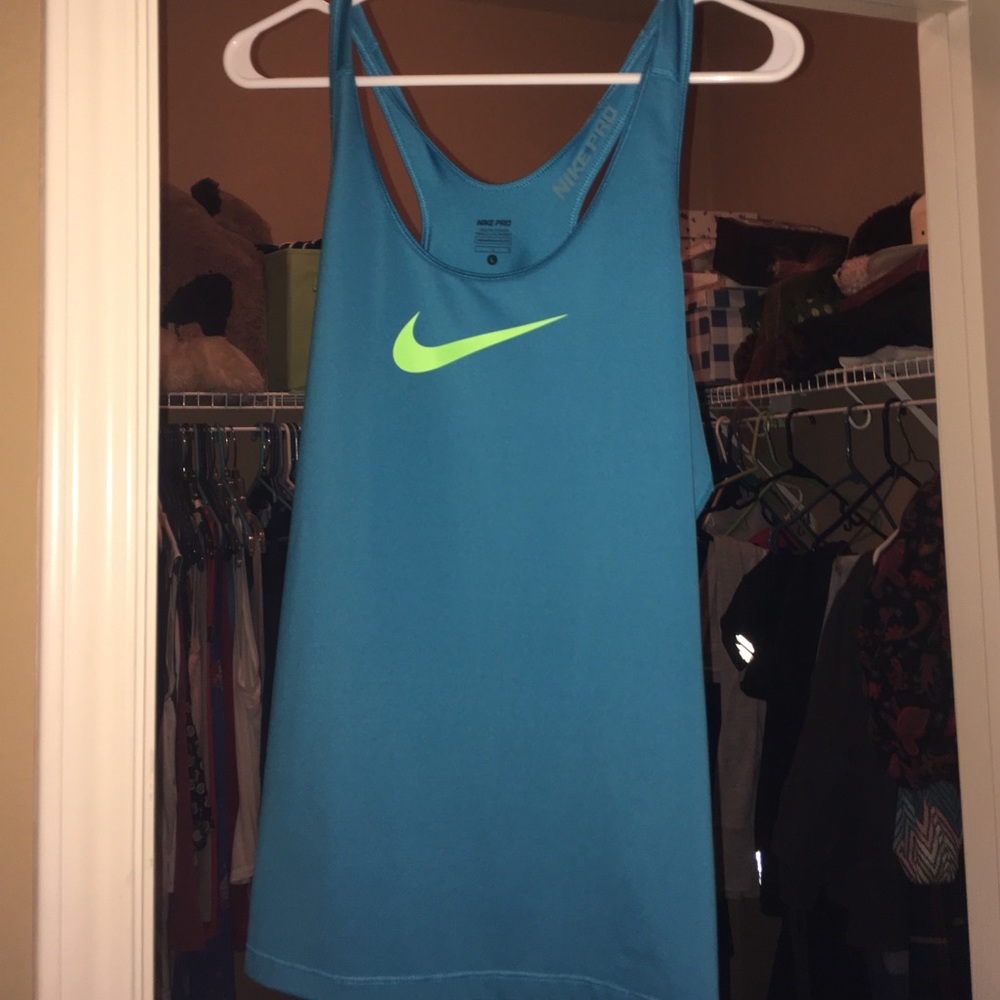 Nike tank top