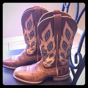 Ariat boots for men.