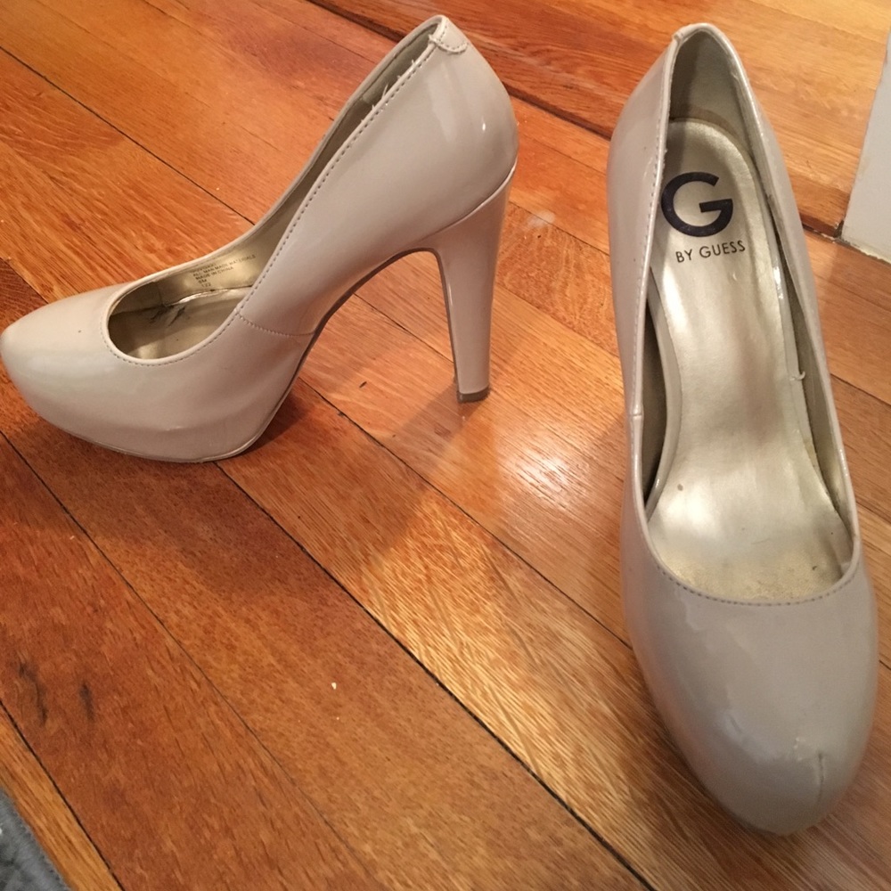 Nude GUESS heels