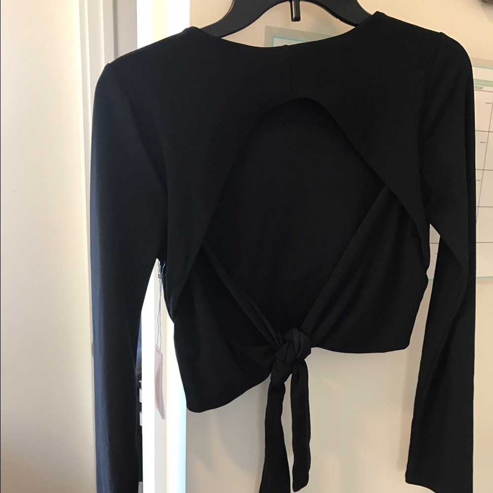 Open Back Crop - Picture 2 of 2