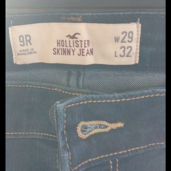 NWOT Holister skinny jeans - Picture 2 of 4