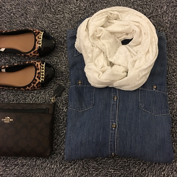 LOFT Accessories - White | infinity scarf