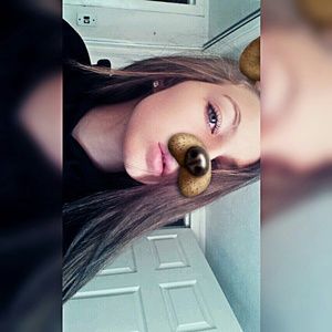 Meet your Posher, Katelyn