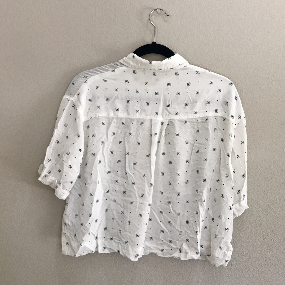 Button down blouse - Picture 2 of 6