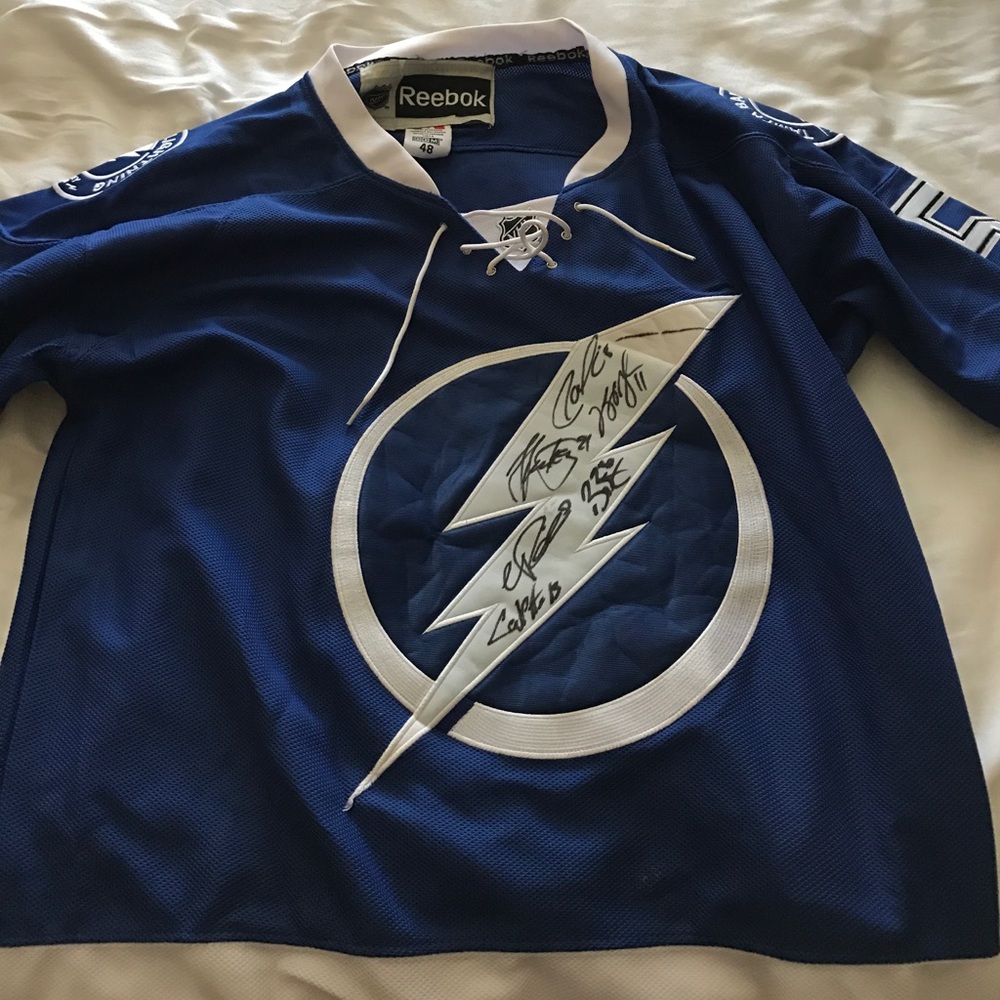Signed lightning jersey
