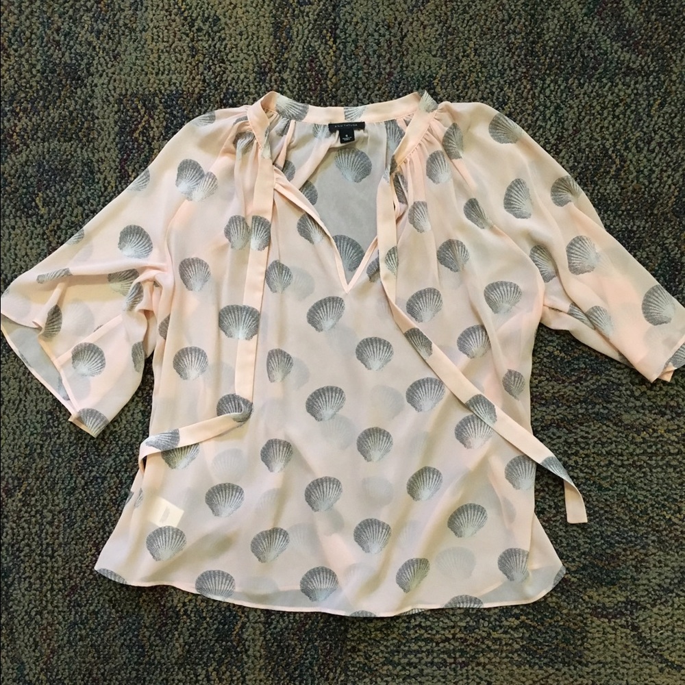 Ann Taylor- Women's Blouse