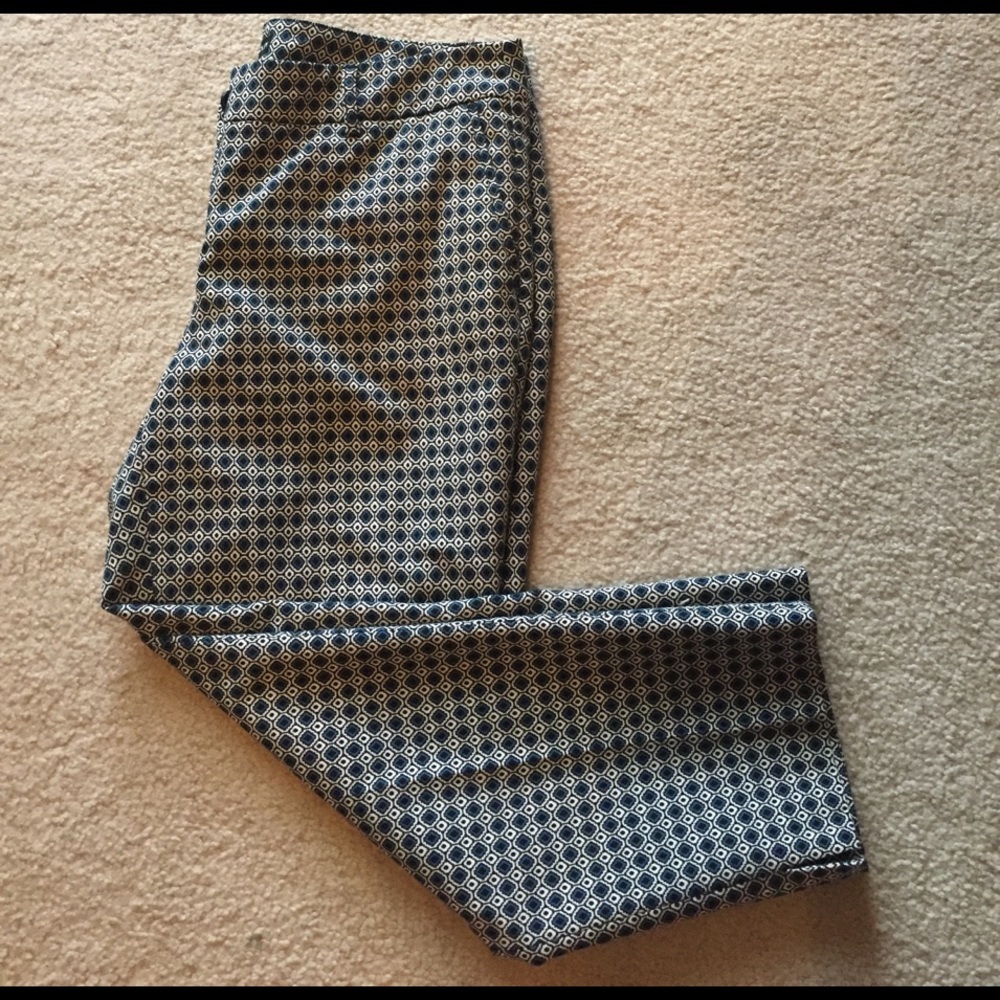 Capris - Picture 3 of 3