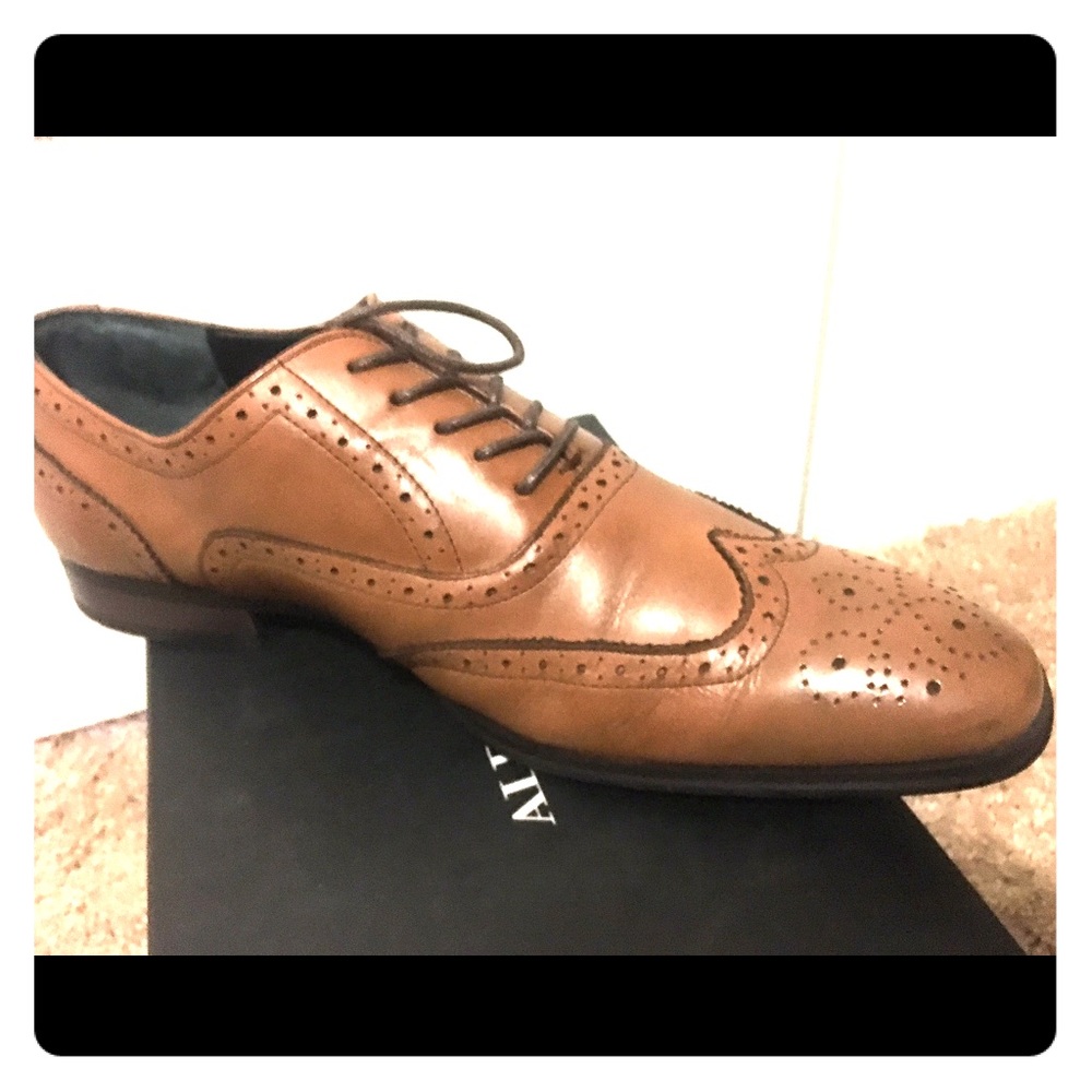 Tan dress shoes
