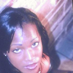 Meet your Posher, Devona