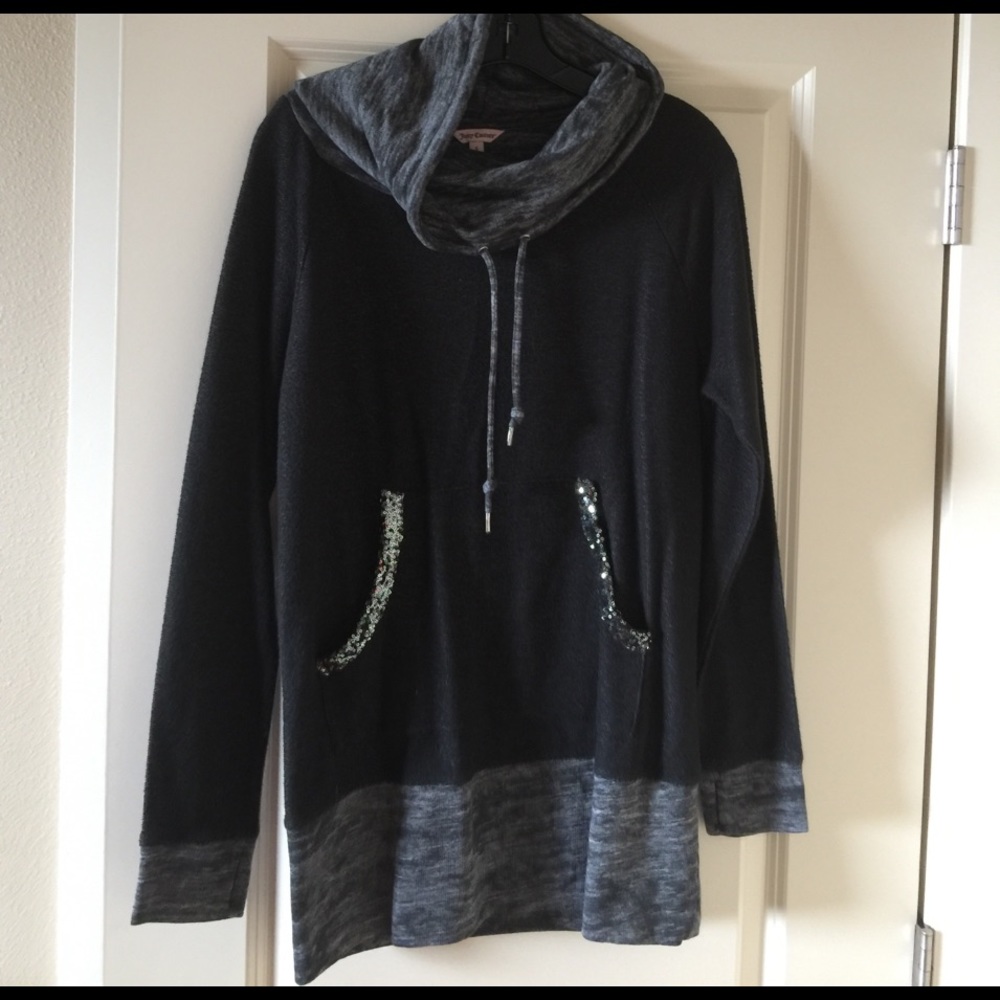 Juicy couture sweat shirt