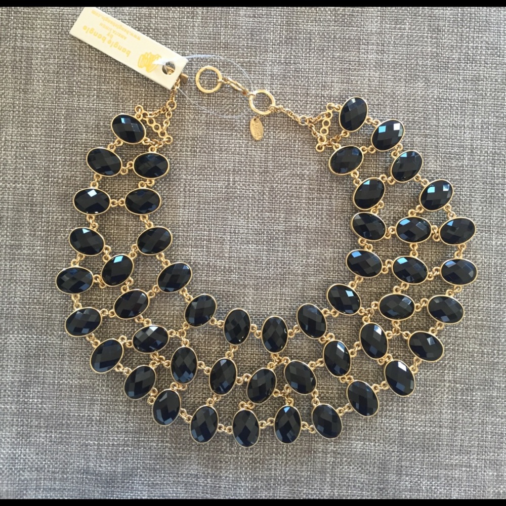 NWT Amrita Singh Reversible Bib Necklace