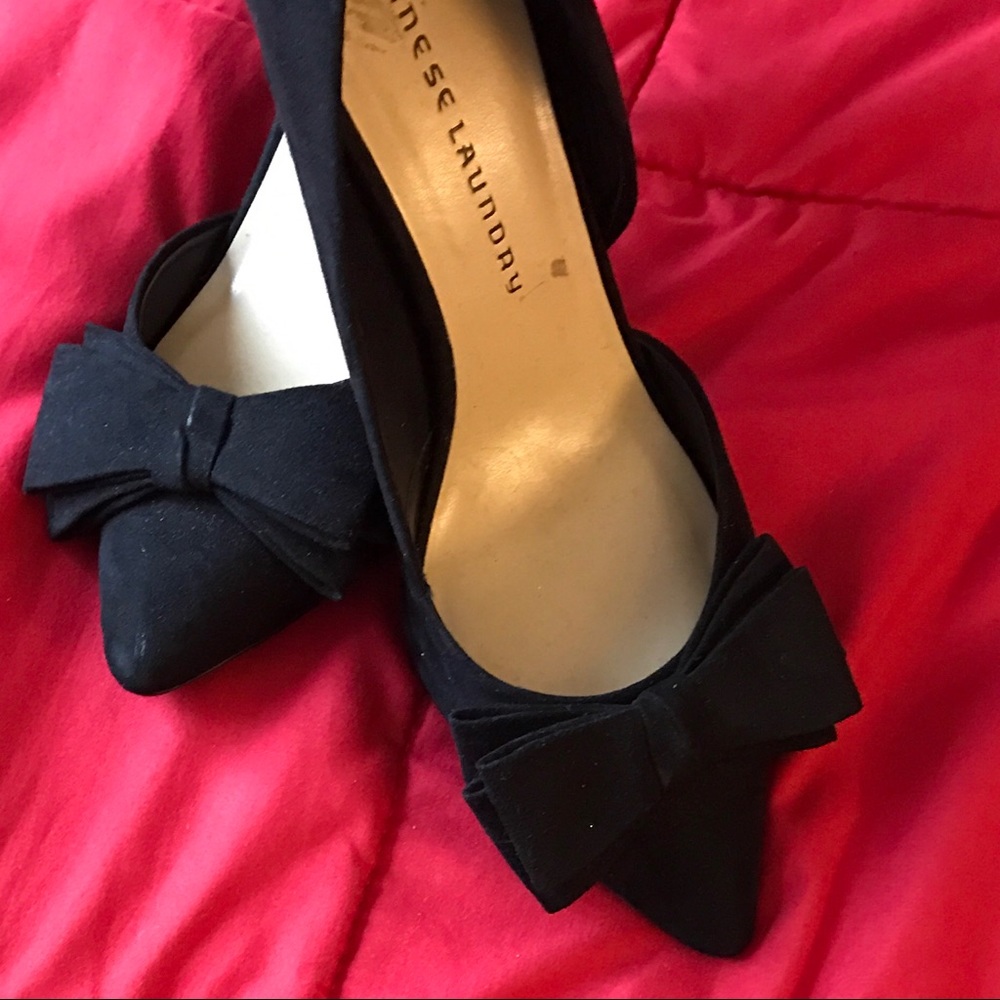 Black bow 4" high heels