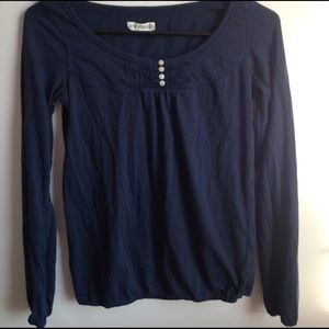 Aéropostale navy blue long sleeve shirt