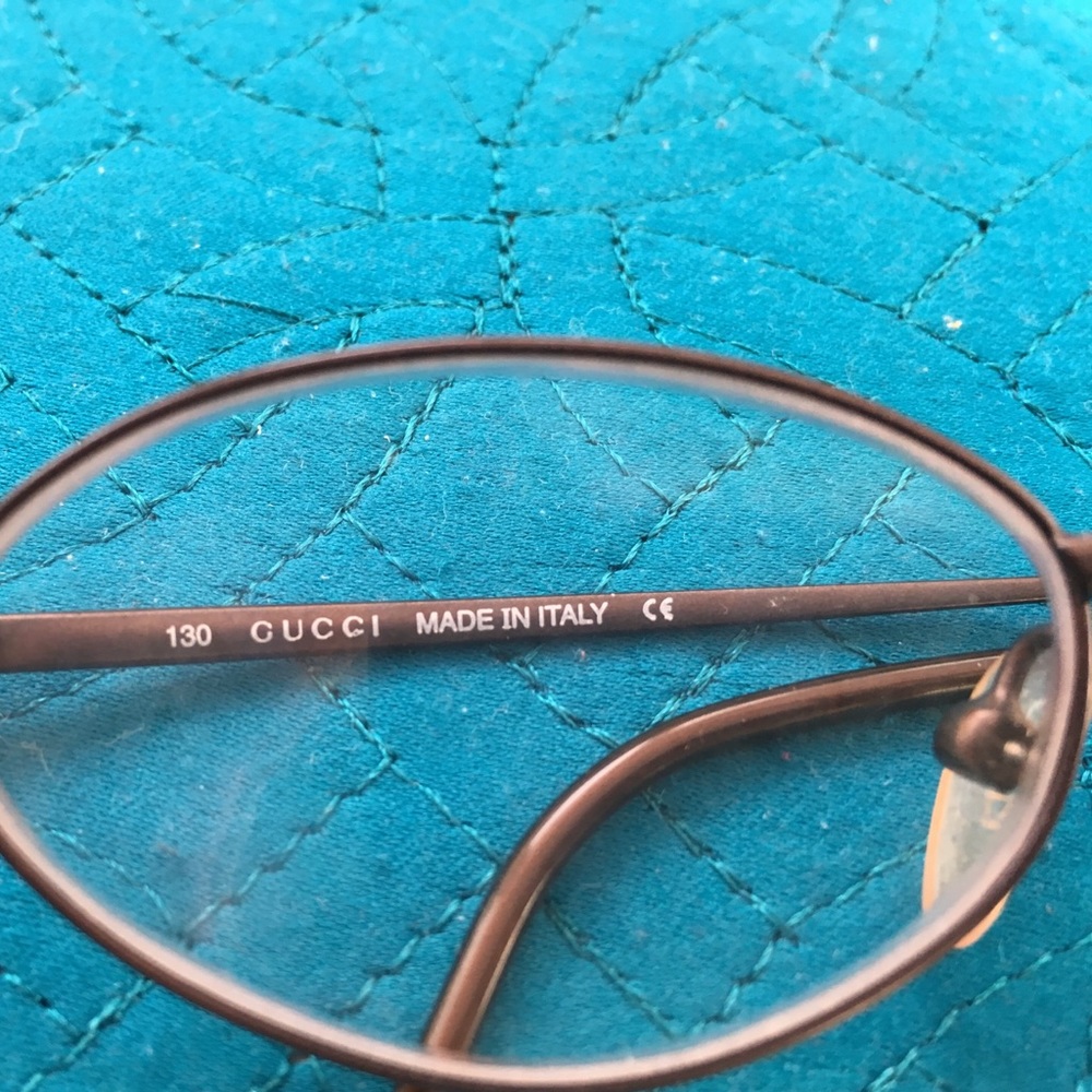 2 pairs Gucci eyeglasses - Picture 3 of 3