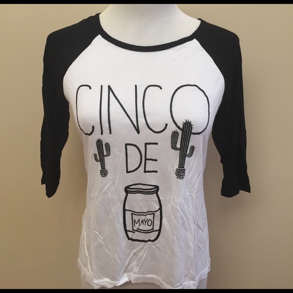 Cinco de Mayo Top black and white - Picture 3 of 6