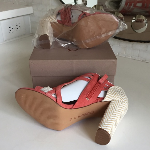 ROSEGOLD Rafia Coral Suede Strappy Sandal NEW - Picture 5 of 6