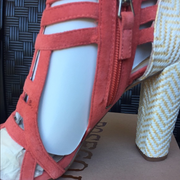 ROSEGOLD Rafia Coral Suede Strappy Sandal NEW - Picture 6 of 6