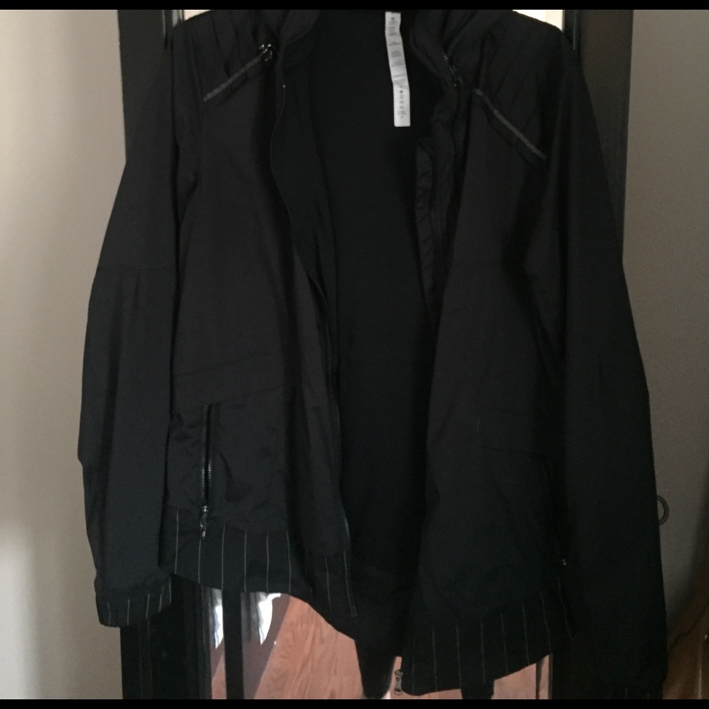 Lululemon running jacket