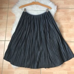 Banana Republic Pleated Skirt