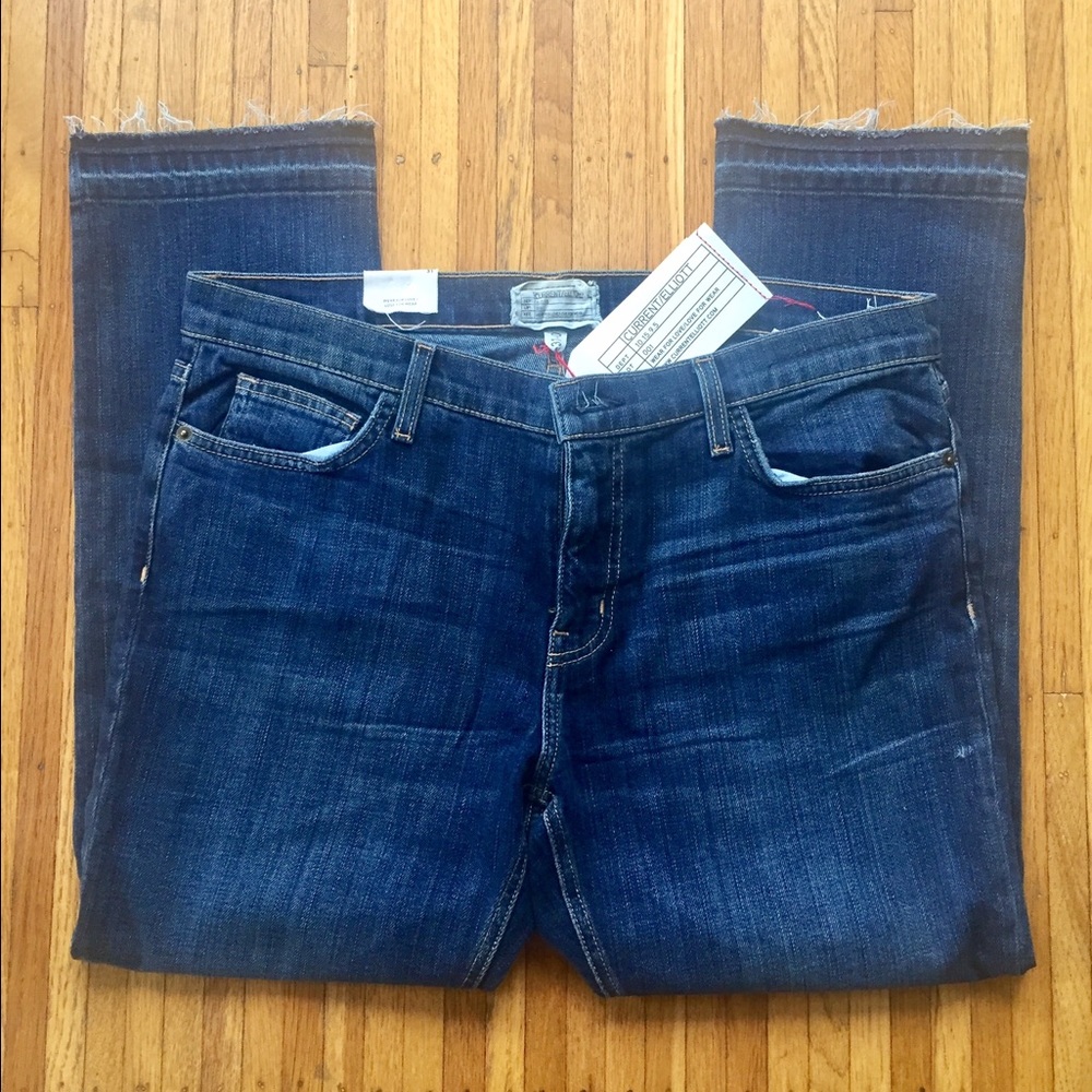 New without tags. Current/Elliott jeans. Size 31.