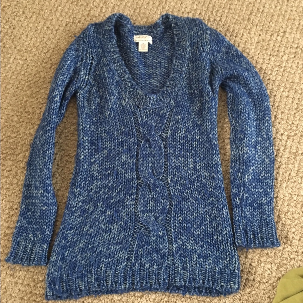 MLLP blue sweater
