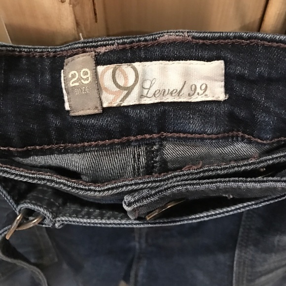 Level 9 Cropped Jeans - Picture 3 of 4